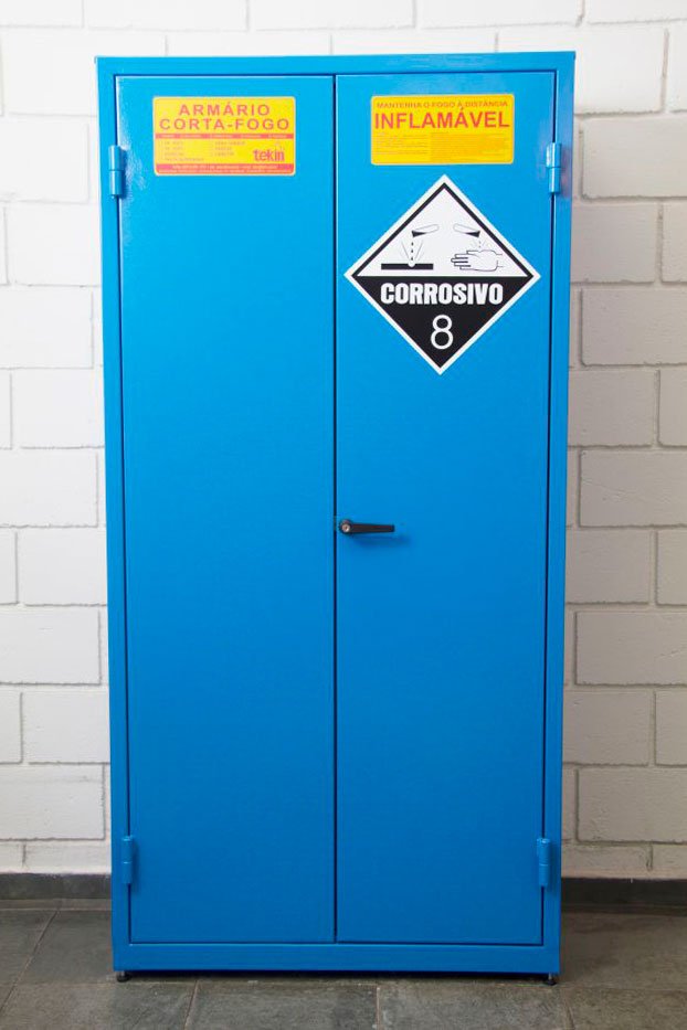 ARMÁRIO CORTA CHAMA PARA CORROSIVOS GABINETE E STANDARD
